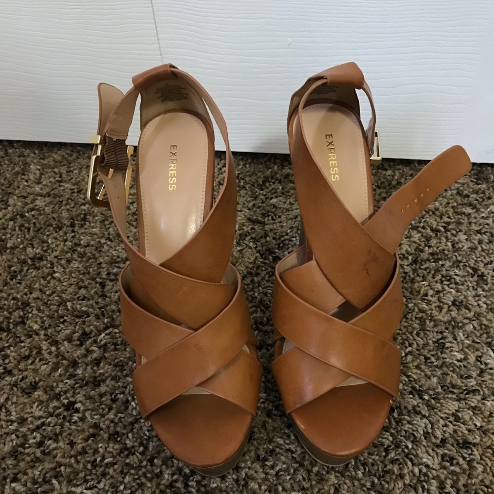 Express heels - Picture 2 of 3